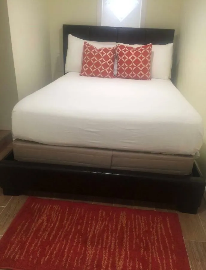 The Hugh Suite New York Apartment